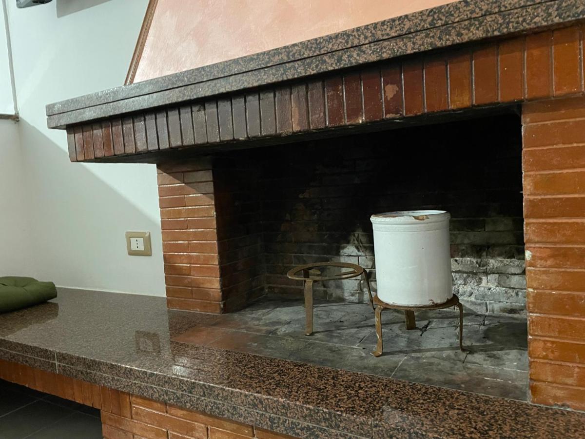 Angelina Al Borgo Appartement Aieta Buitenkant foto